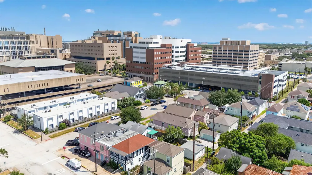 919 Postoffice Galveston, TX 77550