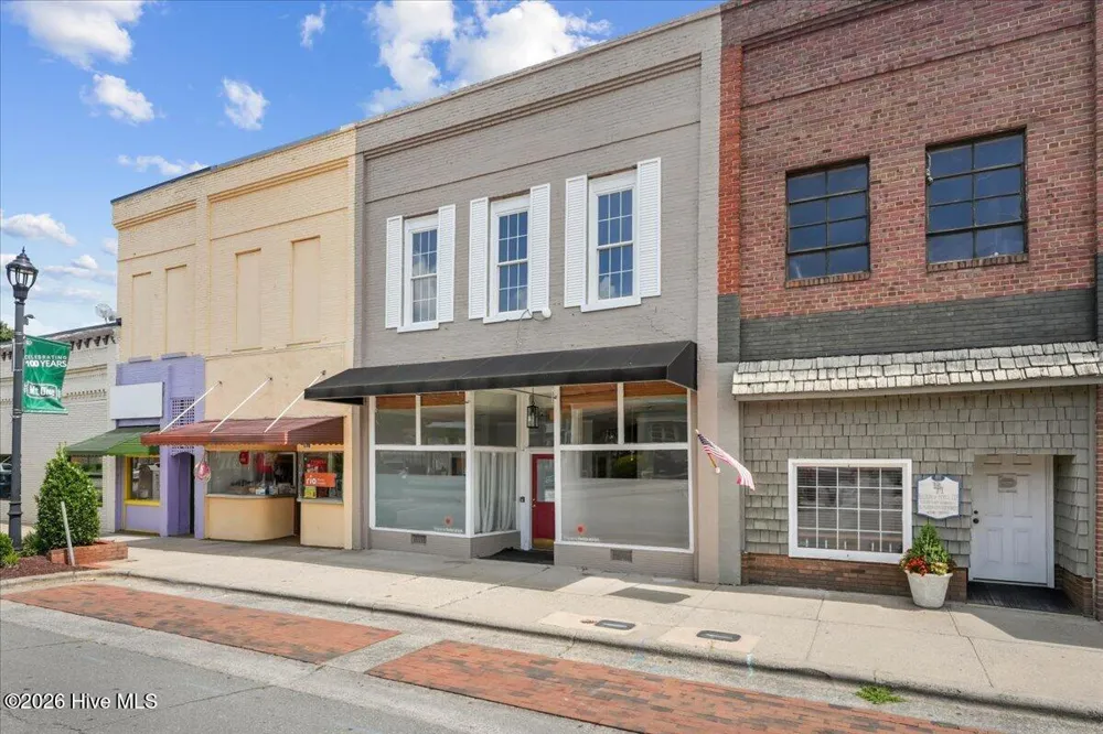 114 Center Street Mount Olive, NC 28365