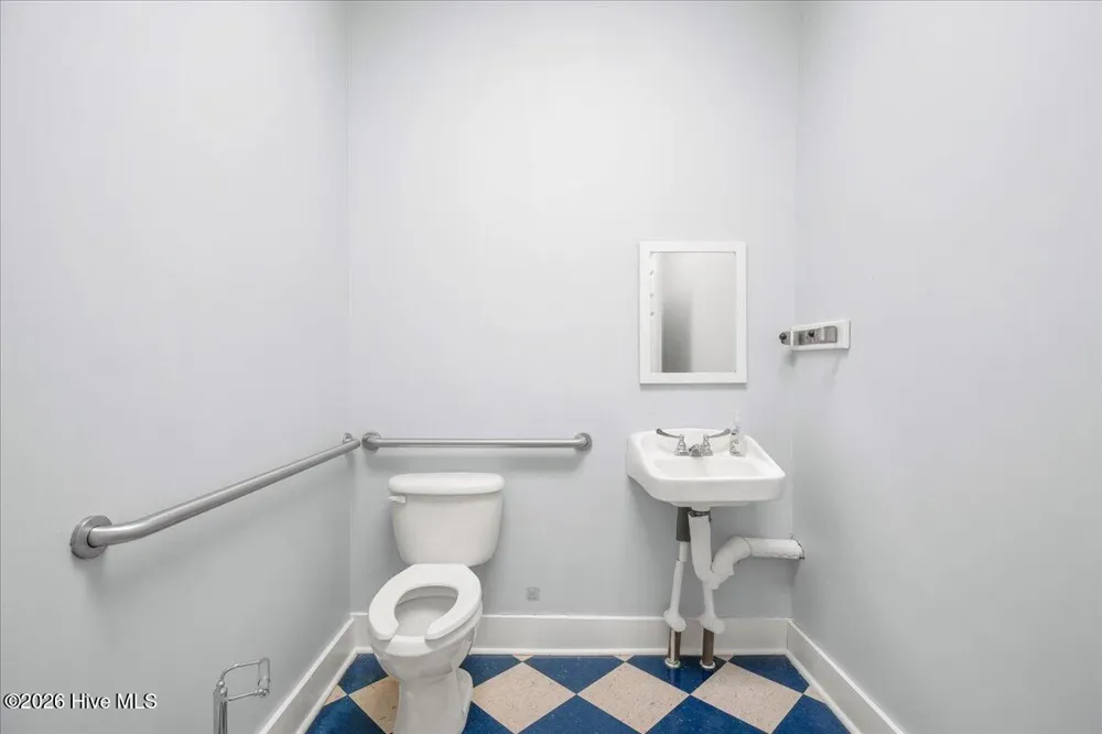114 Center Street Mount Olive, NC 28365