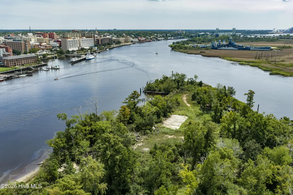 1100 Point Harbor Road Wilmington, NC 28401