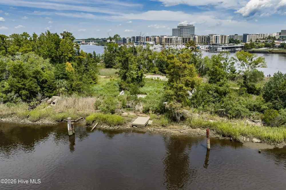 1100 Point Harbor Road Wilmington, NC 28401