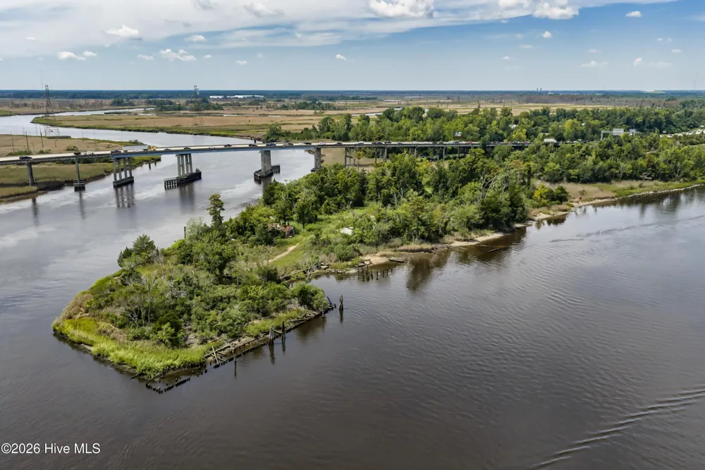 1100 Point Harbor Road Wilmington, NC 28401