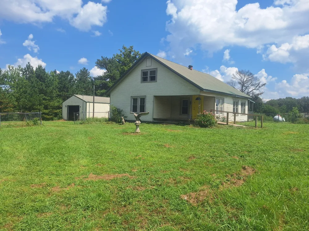 25250 Hwy 114 Bruceton, TN 38317