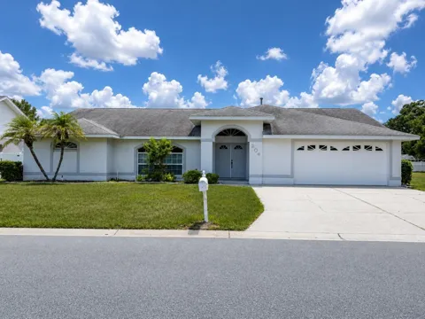 204 LAKE MARIAM COURT