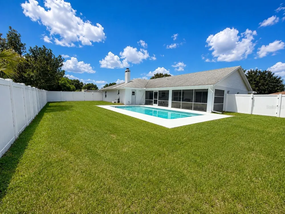 204 LAKE MARIAM COURT Winter Haven, FL 33884