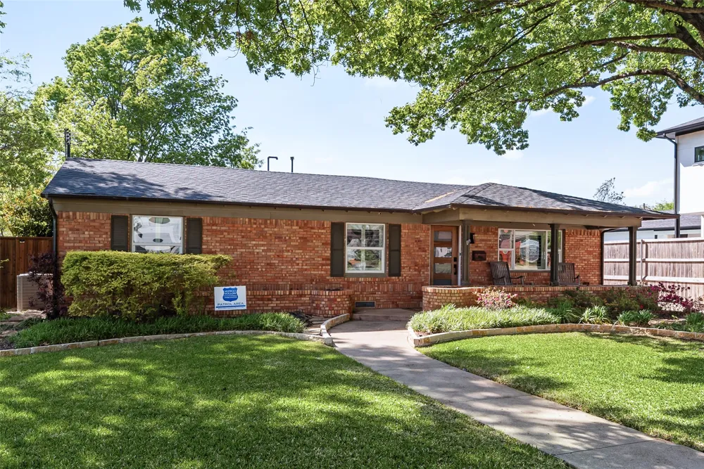 9911 Hurley Way Dallas, TX 75220