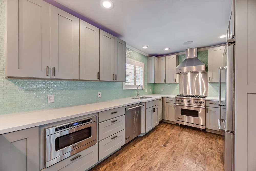 9911 Hurley Way Dallas, TX 75220