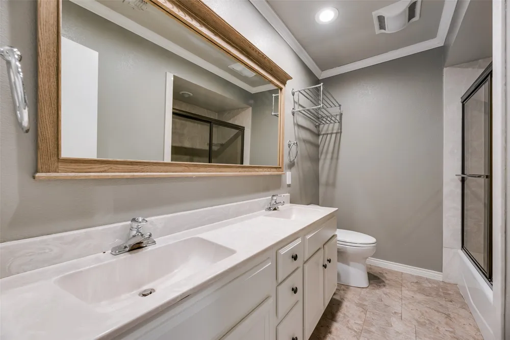 9911 Hurley Way Dallas, TX 75220