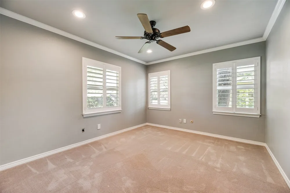 9911 Hurley Way Dallas, TX 75220