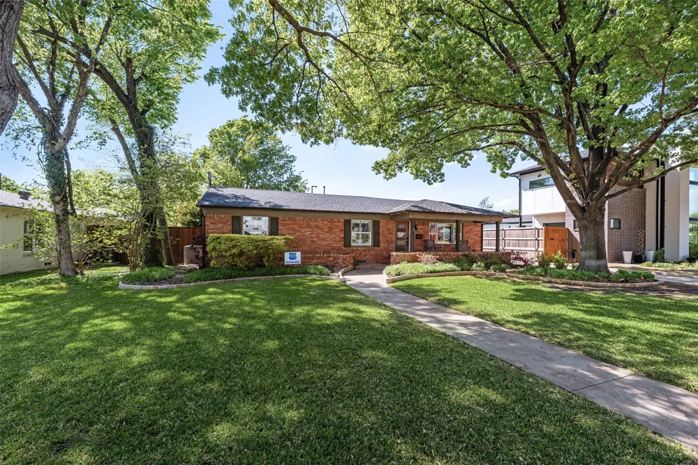9911 Hurley Way Dallas, TX 75220
