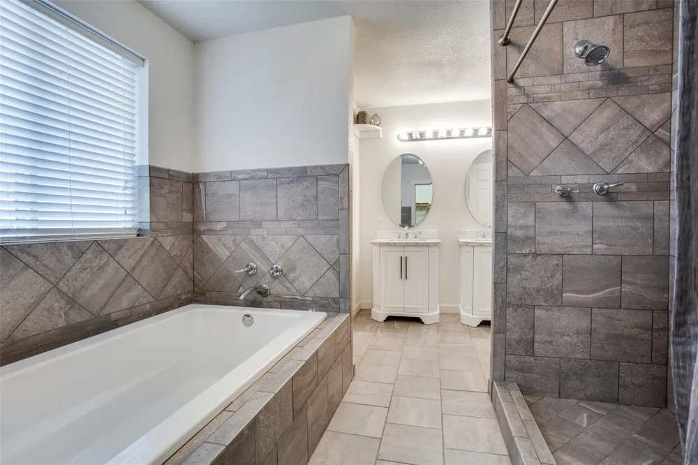 470 County Road 3198 Decatur, TX 76234