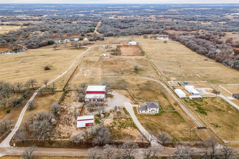 470 County Road 3198 Decatur, TX 76234