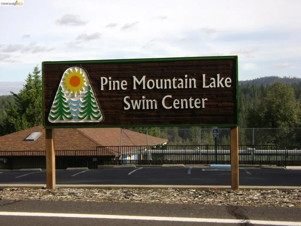 19933 Pine Mountain Dr. Groveland, CA 95321