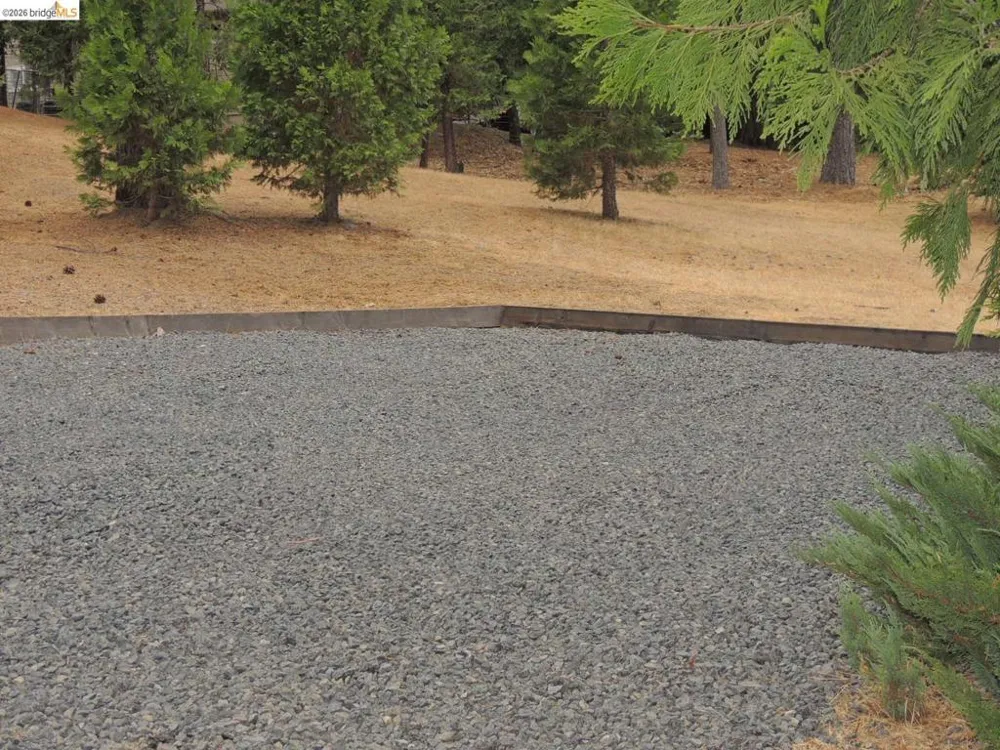 19933 Pine Mountain Dr. Groveland, CA 95321