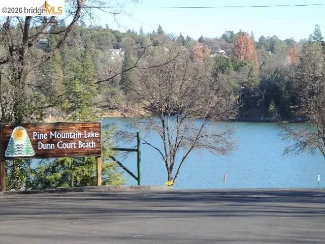 19933 Pine Mountain Dr. Groveland, CA 95321
