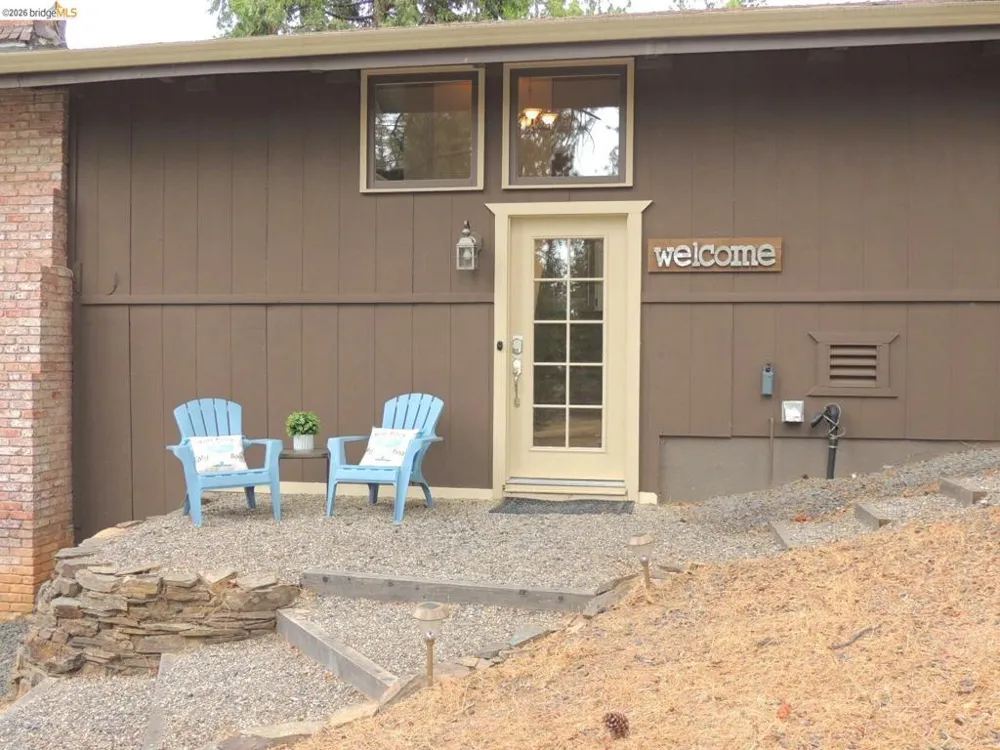 19933 Pine Mountain Dr. Groveland, CA 95321