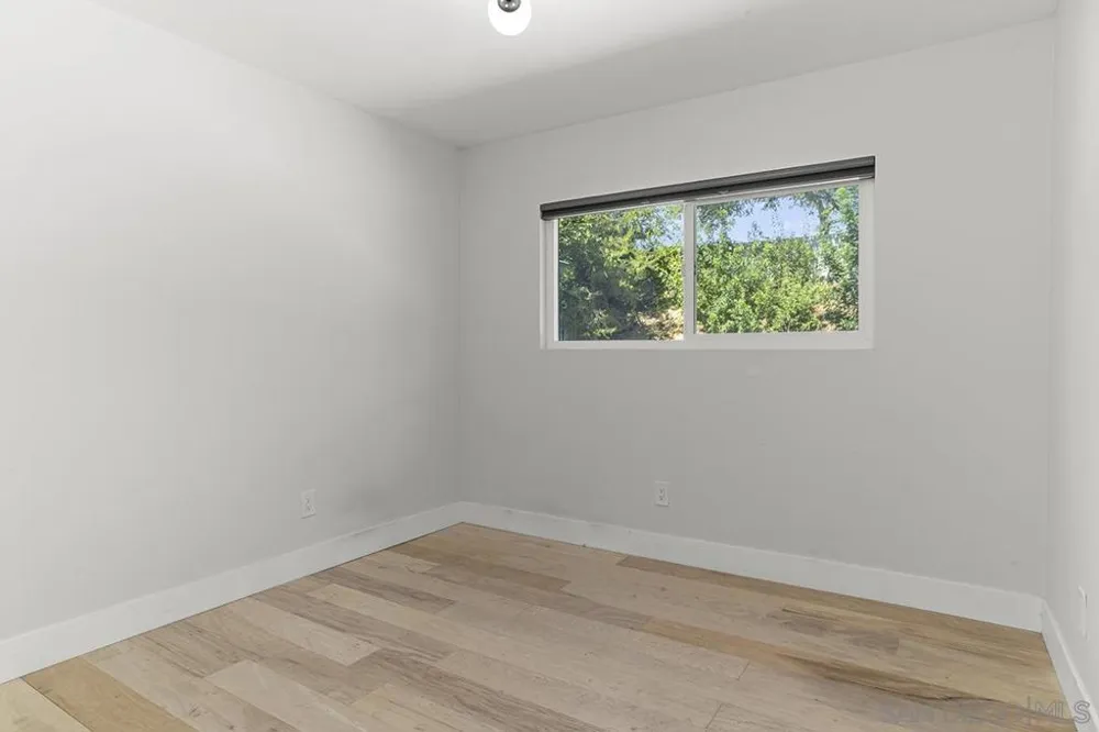 5898 Agee Street San Diego, CA 92122