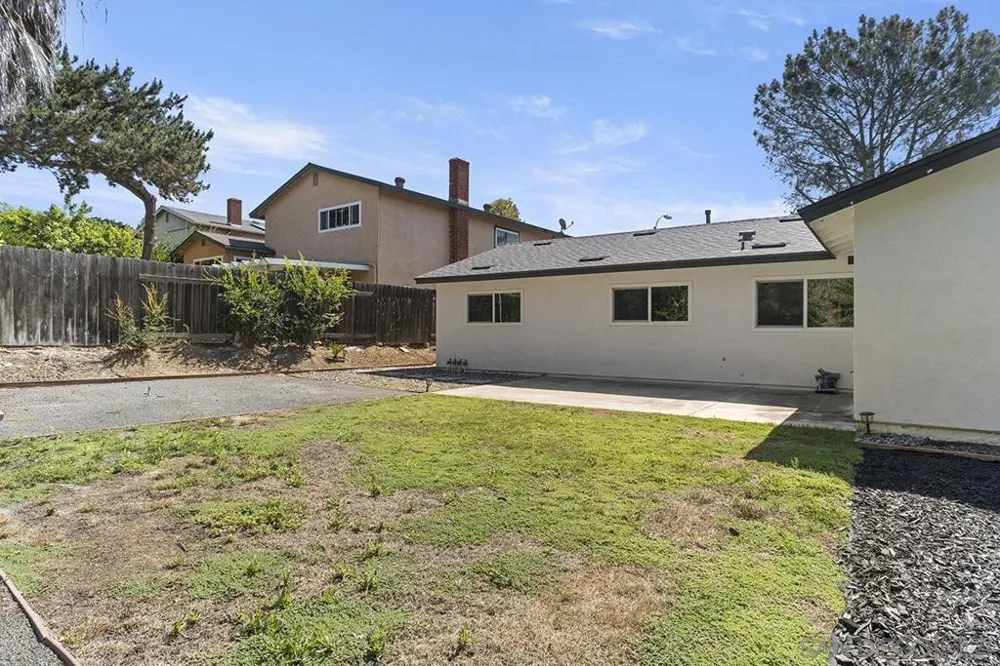 5898 Agee Street San Diego, CA 92122