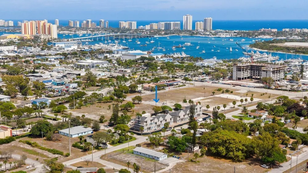 130 W 11th Street #134 Riviera Beach, FL 33404