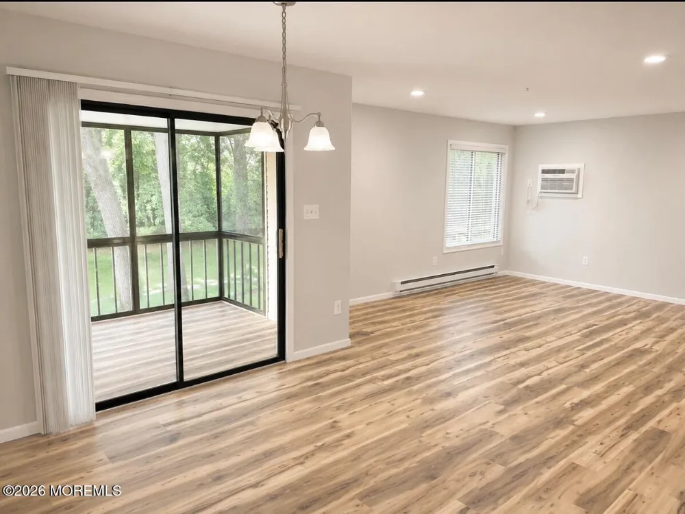 67 Overlook Way #H Manalapan, NJ 07726