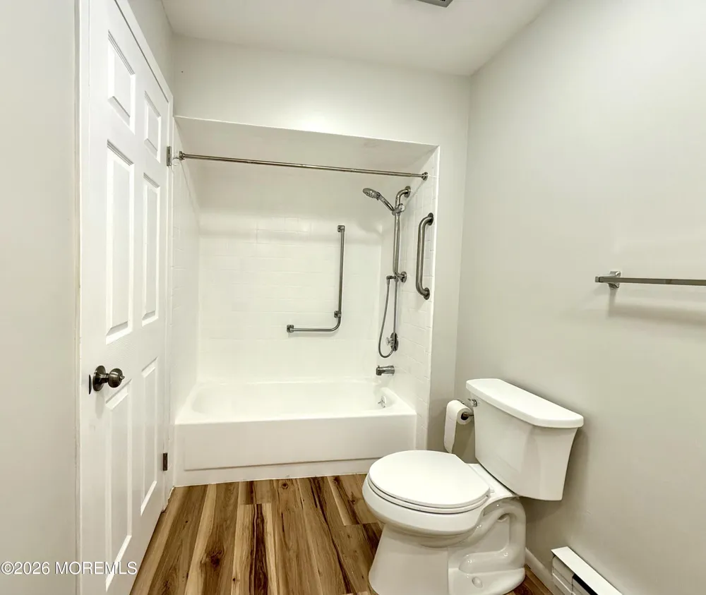 67 Overlook Way #H Manalapan, NJ 07726