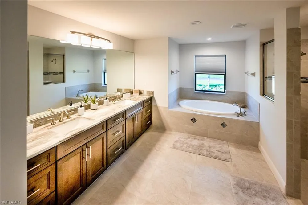 2906 SE 8th Avenue Cape Coral, FL 33904