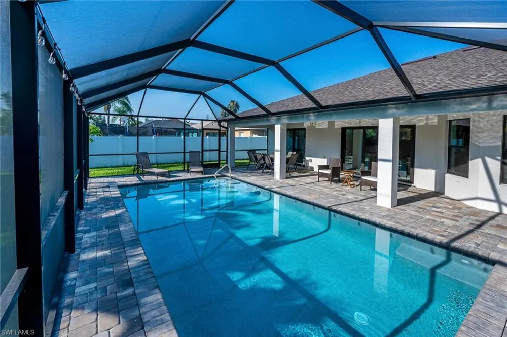 2906 SE 8th Avenue Cape Coral, FL 33904