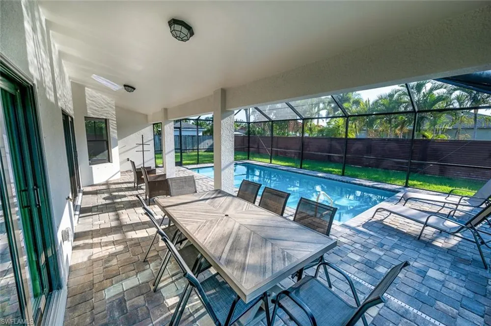 2906 SE 8th Avenue Cape Coral, FL 33904