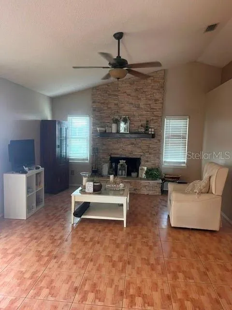 181 HAMMOCK ROAD SE Palm Bay, FL 32909
