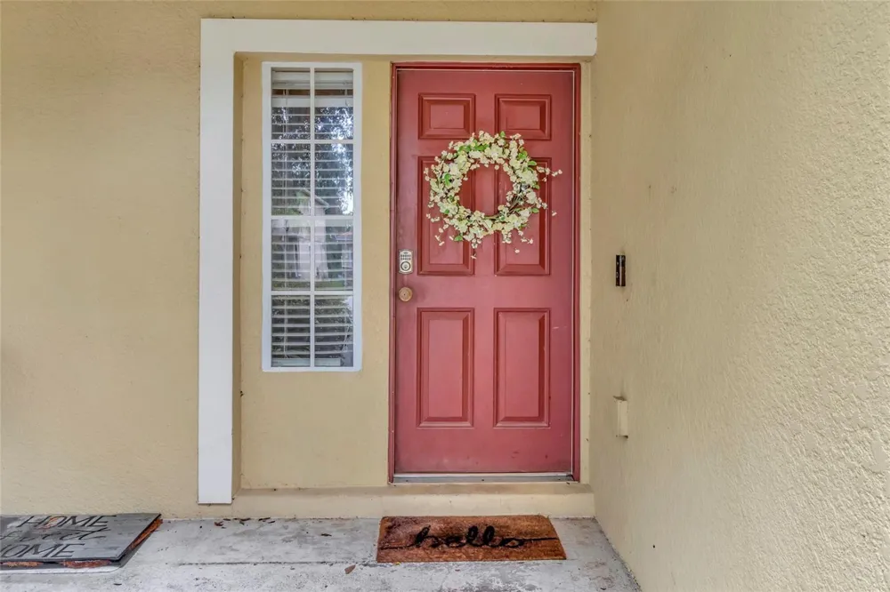 216 TRES REYES LANE Groveland, FL 34736