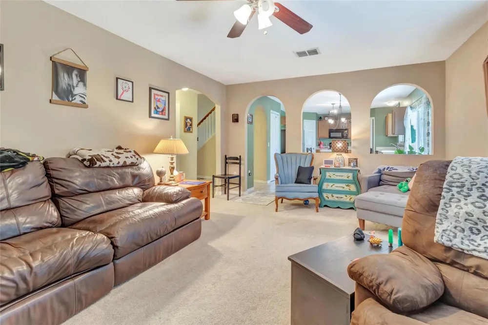 216 TRES REYES LANE Groveland, FL 34736