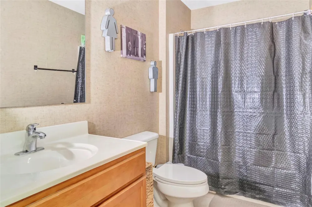 216 TRES REYES LANE Groveland, FL 34736