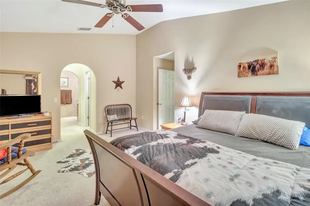 216 TRES REYES LANE Groveland, FL 34736