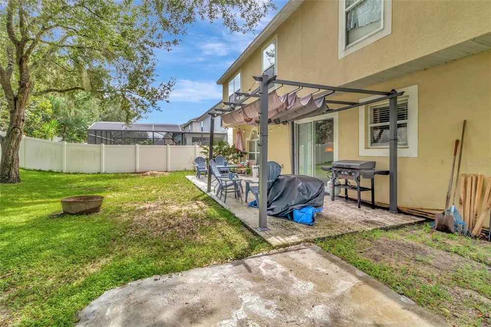 216 TRES REYES LANE Groveland, FL 34736
