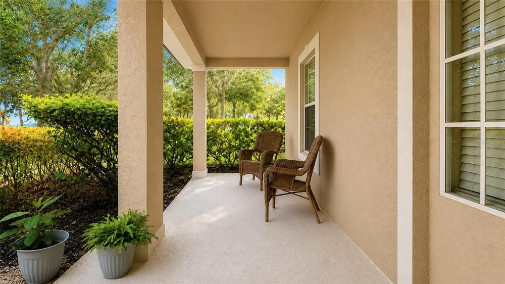 216 TRES REYES LANE Groveland, FL 34736