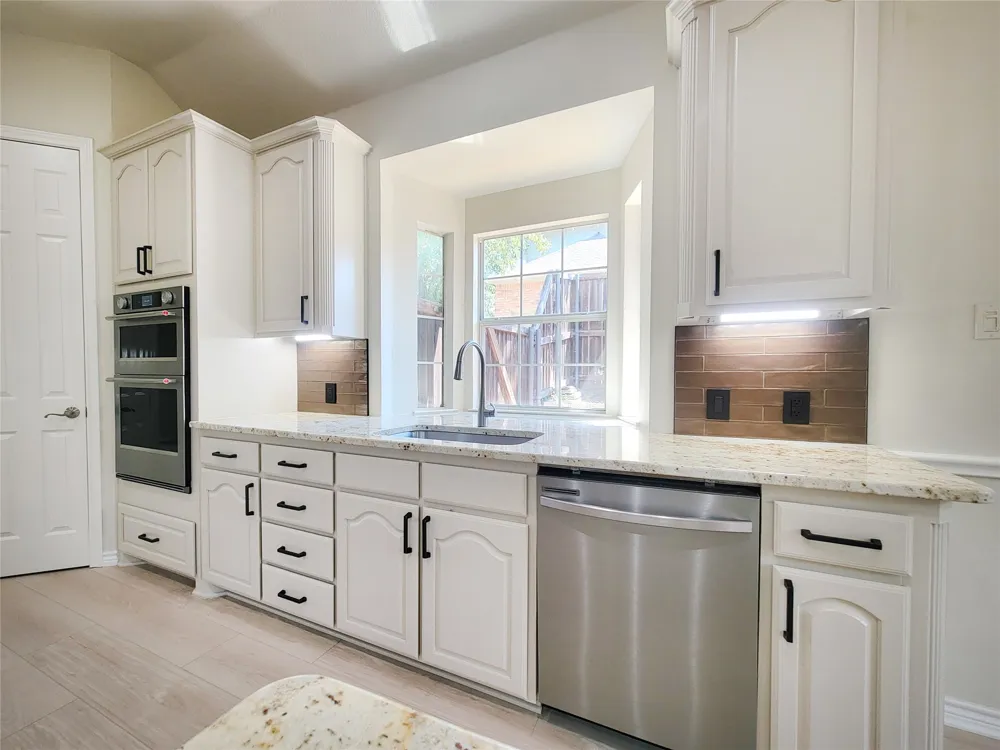 3402 Bentley Court Highland Village, TX 75077