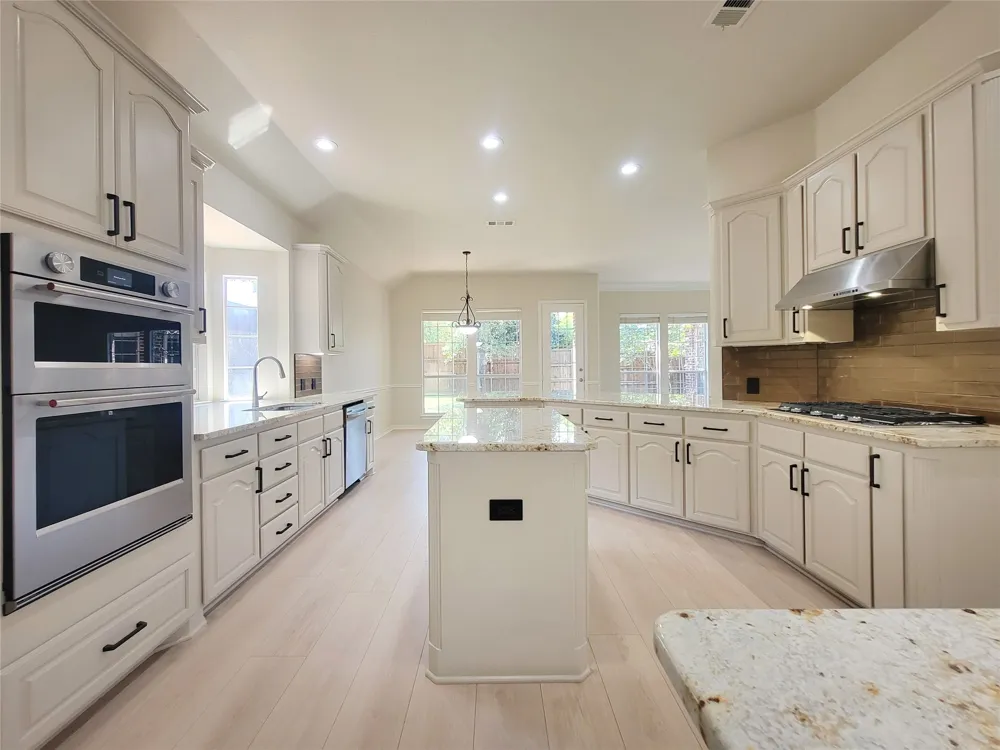 3402 Bentley Court Highland Village, TX 75077