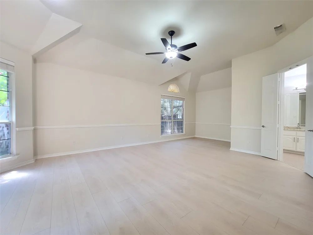 3402 Bentley Court Highland Village, TX 75077