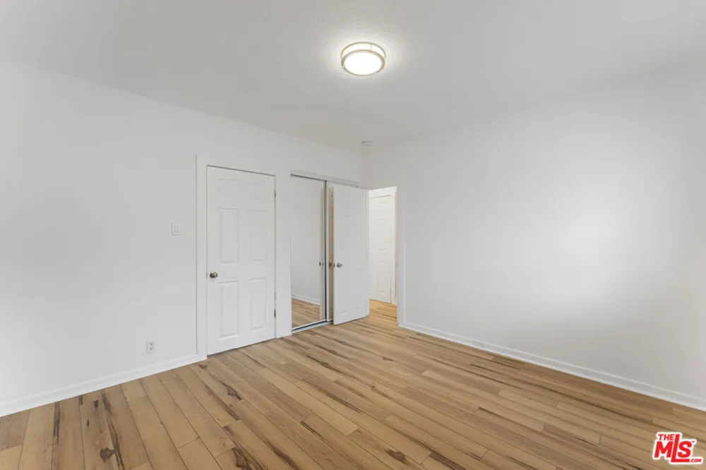 1300 Sanborn Avenue Los Angeles, CA 90027