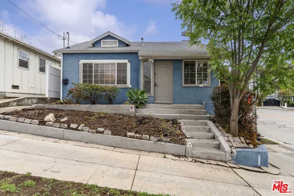 1300 Sanborn Avenue Los Angeles, CA 90027