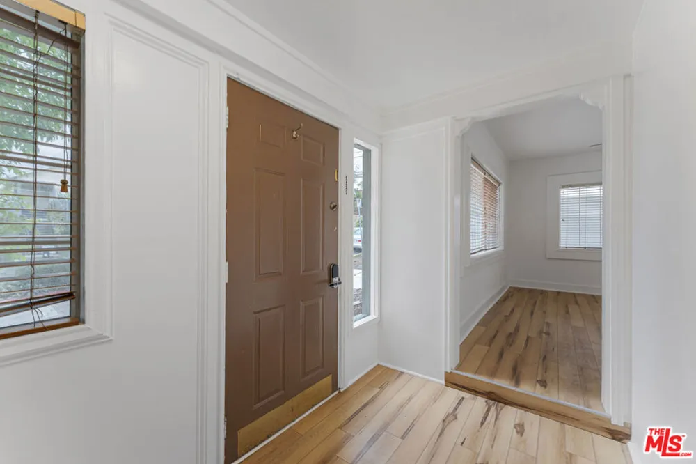 1300 Sanborn Avenue Los Angeles, CA 90027