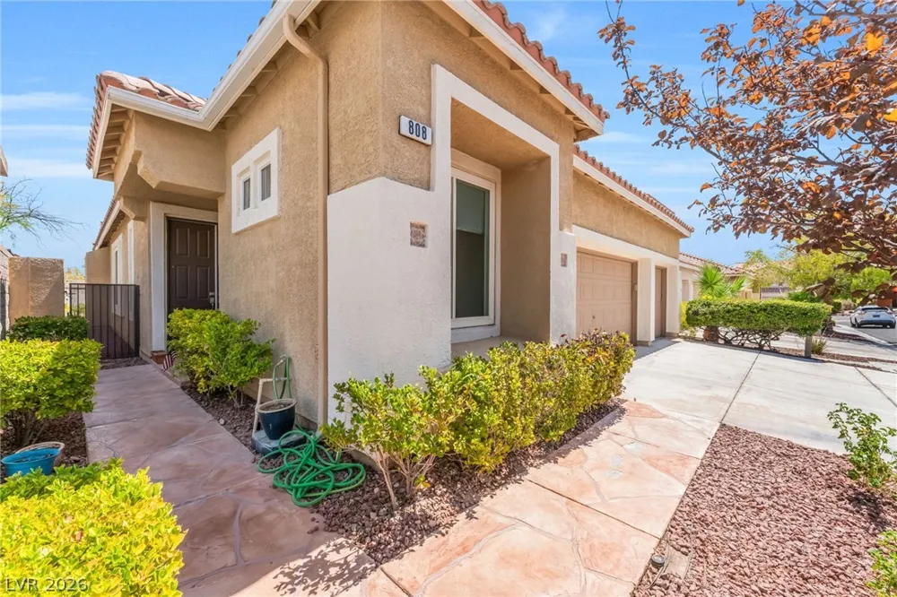 808 Cambridge Cross Las Vegas, NV 89144