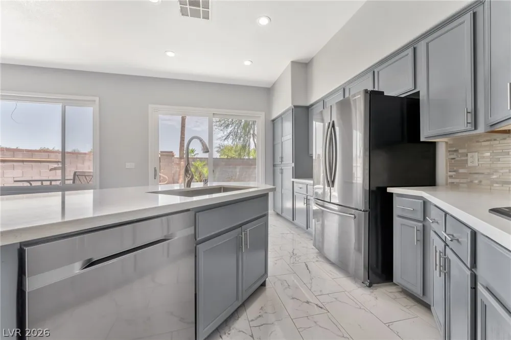 808 Cambridge Cross Las Vegas, NV 89144