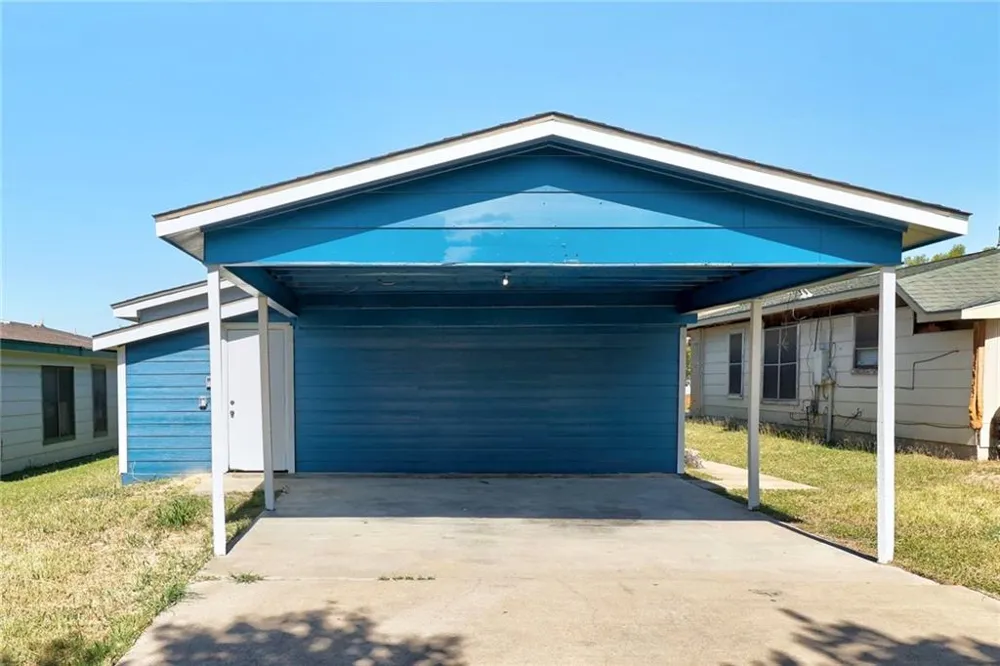 5645 Pinon Vista Drive Austin, TX 78724