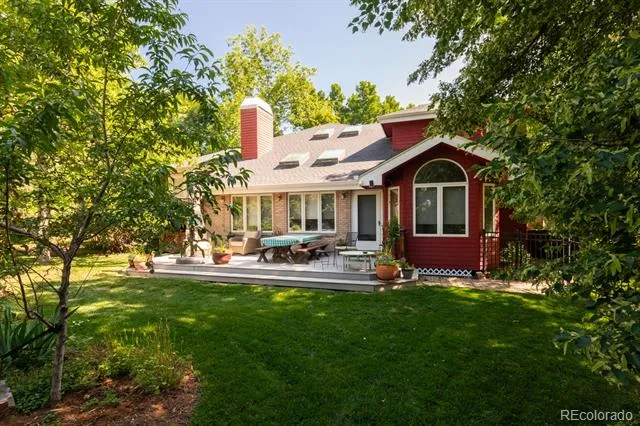 1127 Juniper Avenue Boulder, CO 80304