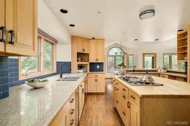 1127 Juniper Avenue Boulder, CO 80304