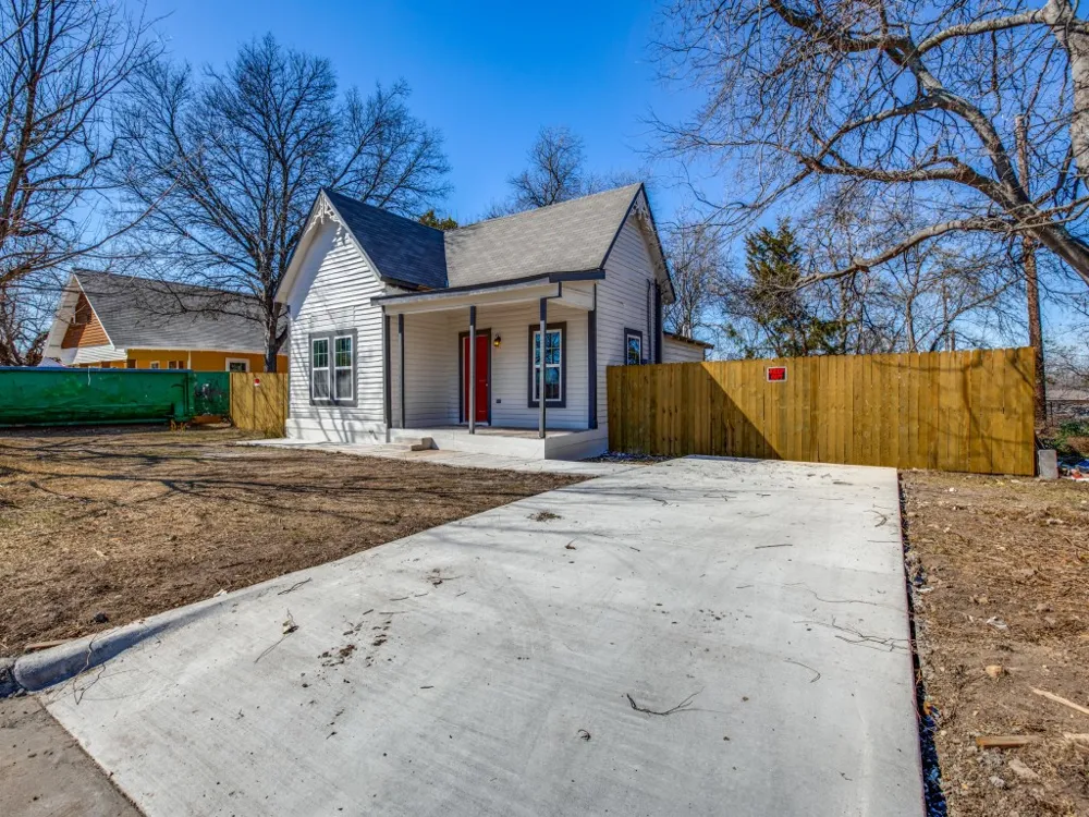 3204 5TH AVENUE Fort Worth, TX 76110