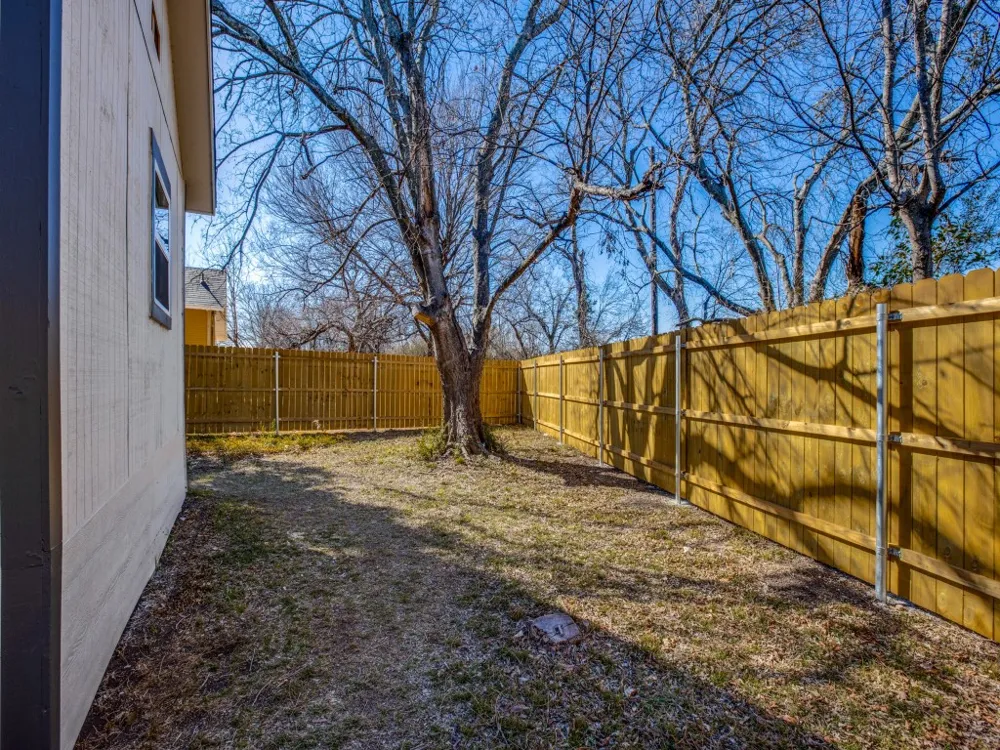 3204 5TH AVENUE Fort Worth, TX 76110