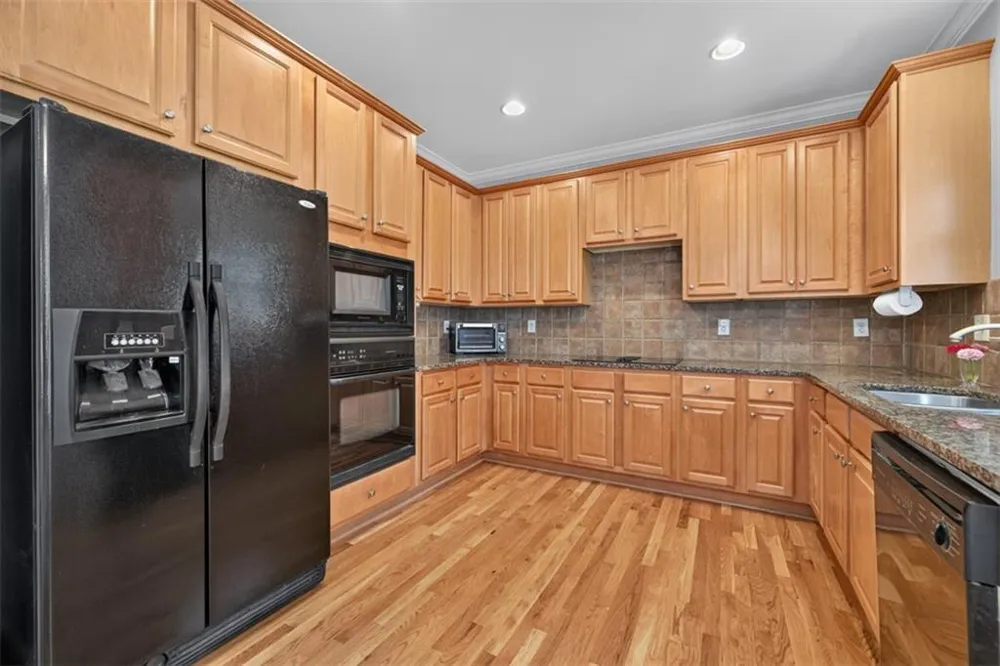 2194 Indian Shoals Drive NE Loganville, GA 30052