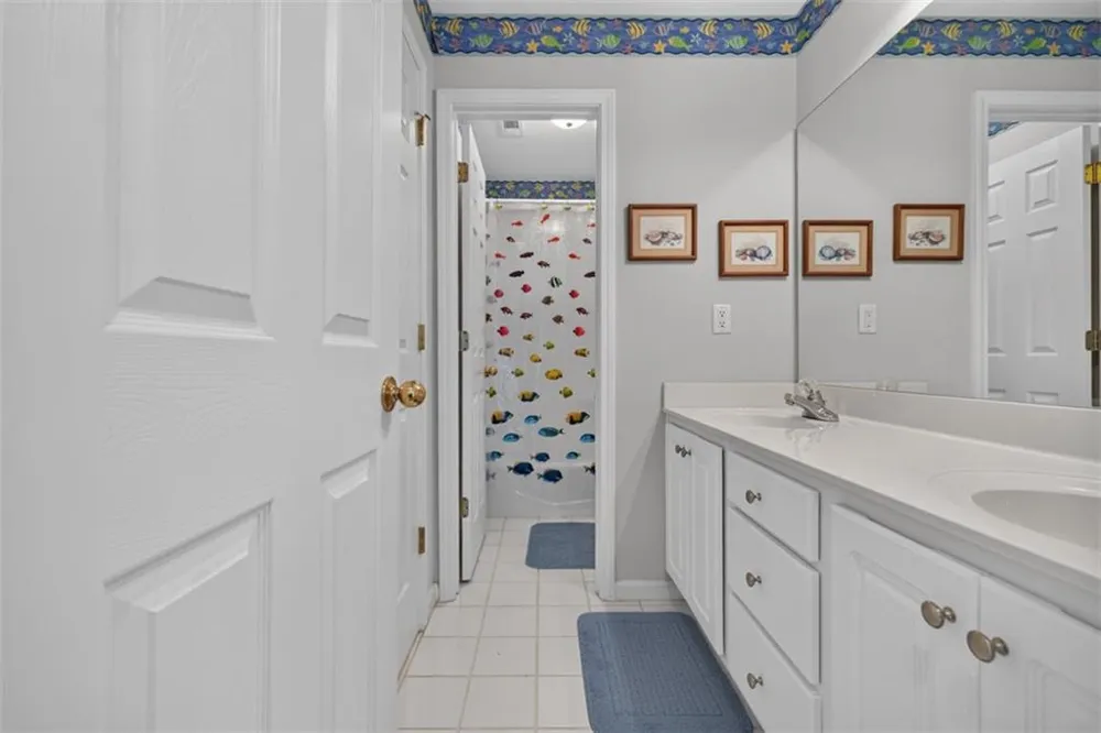 2194 Indian Shoals Drive NE Loganville, GA 30052